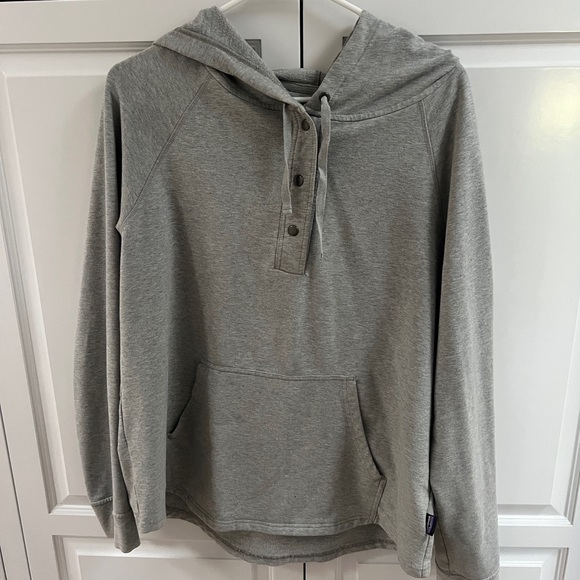 Patagonia Jackets & Blazers - Patagonia Women’s Grey Hoodie